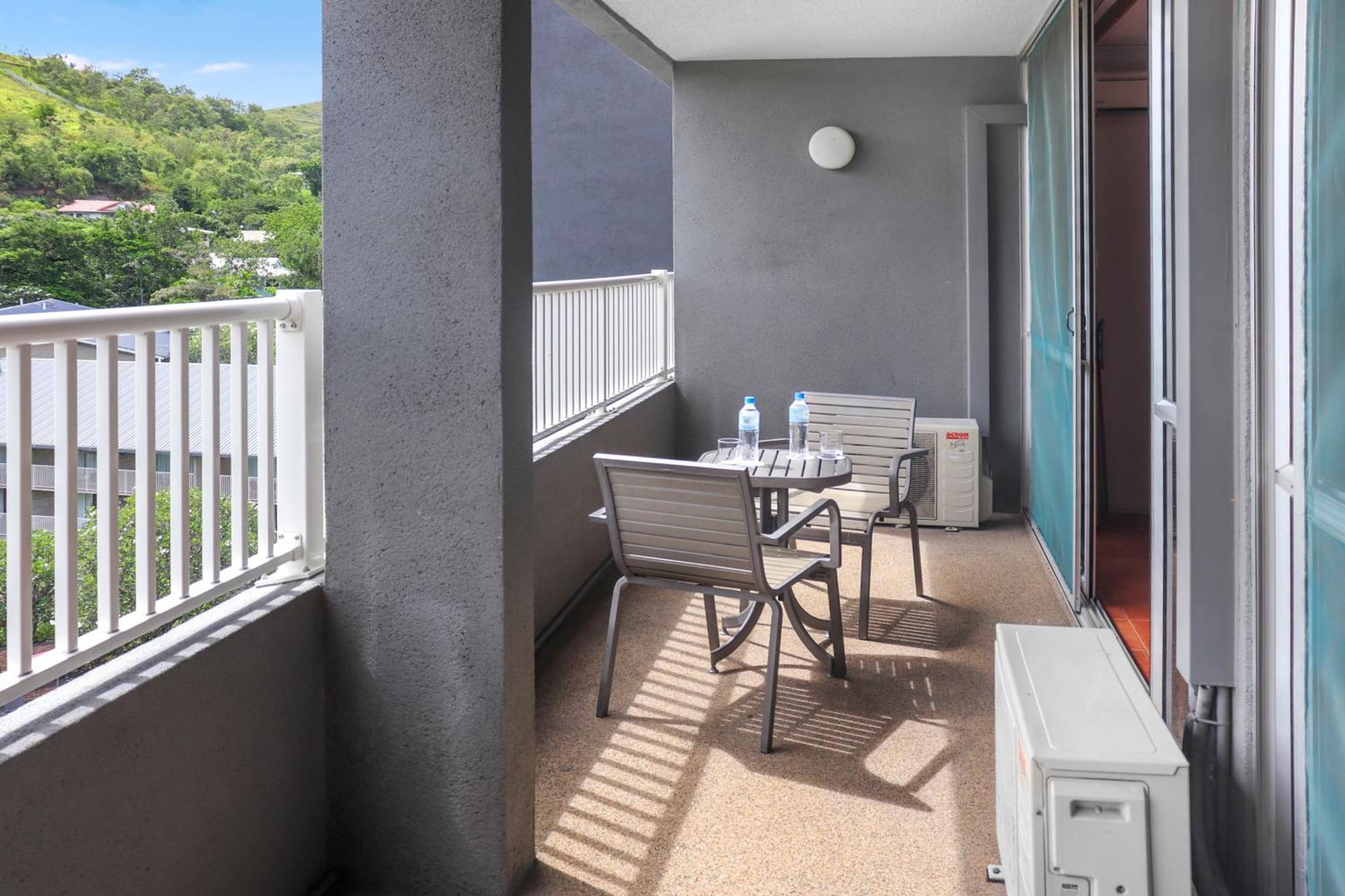 Holiday Inn & Suites Port Moresby By Ihg מראה חיצוני תמונה