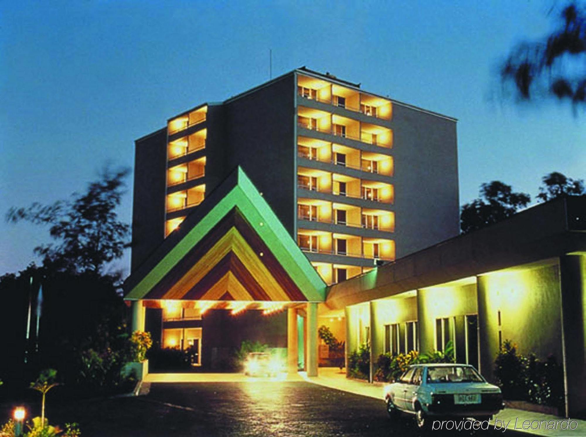 Holiday Inn & Suites Port Moresby By Ihg מראה חיצוני תמונה