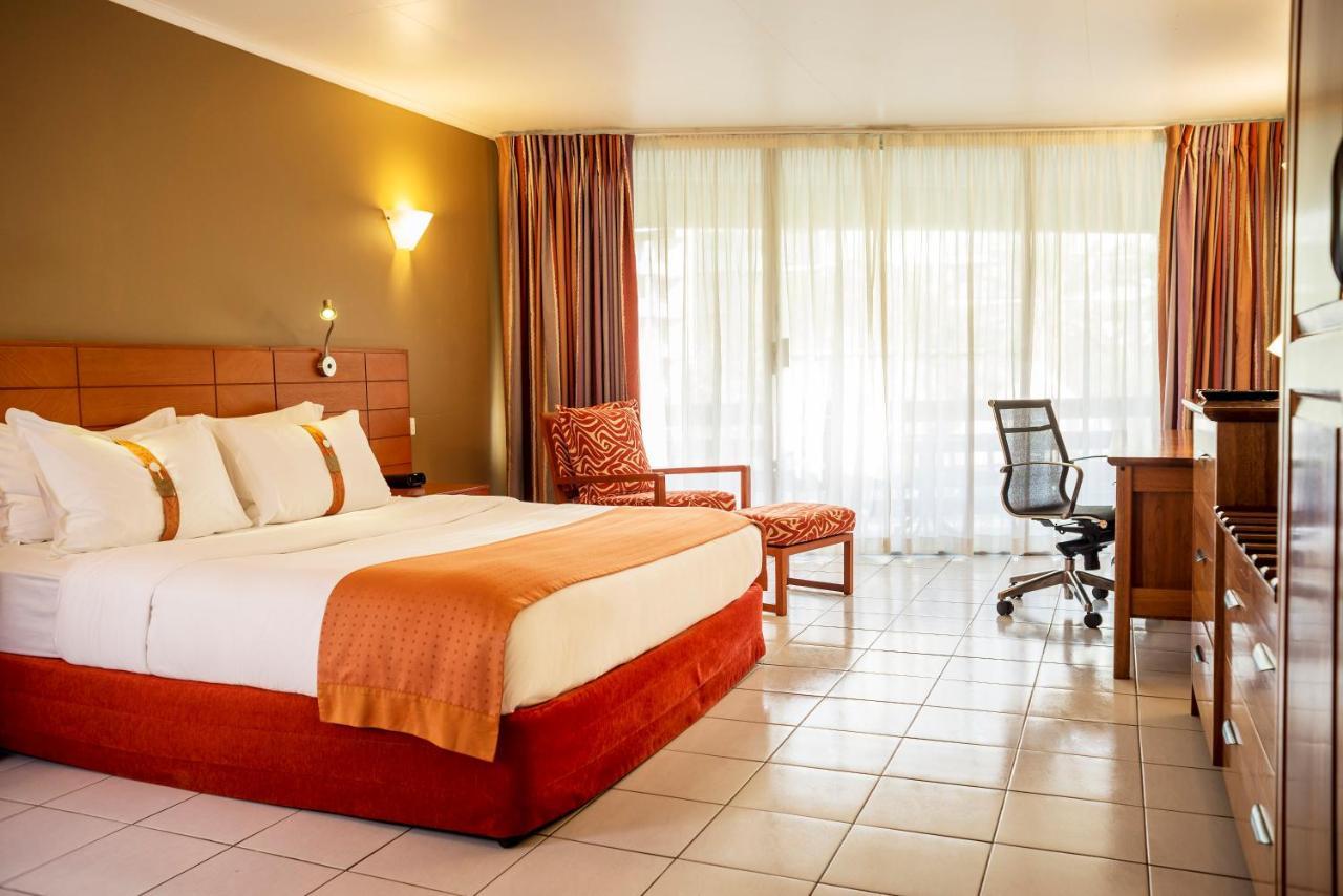 Holiday Inn & Suites Port Moresby By Ihg מראה חיצוני תמונה